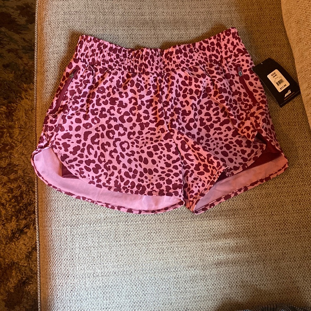 Avia pink cheetah shorts size 4-6